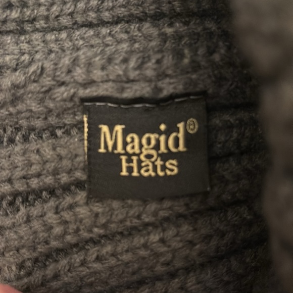 Magid Hats Women’s Knit Beanie, With Pom Poms, OS. Gray. NWT. - Picture 4 of 5